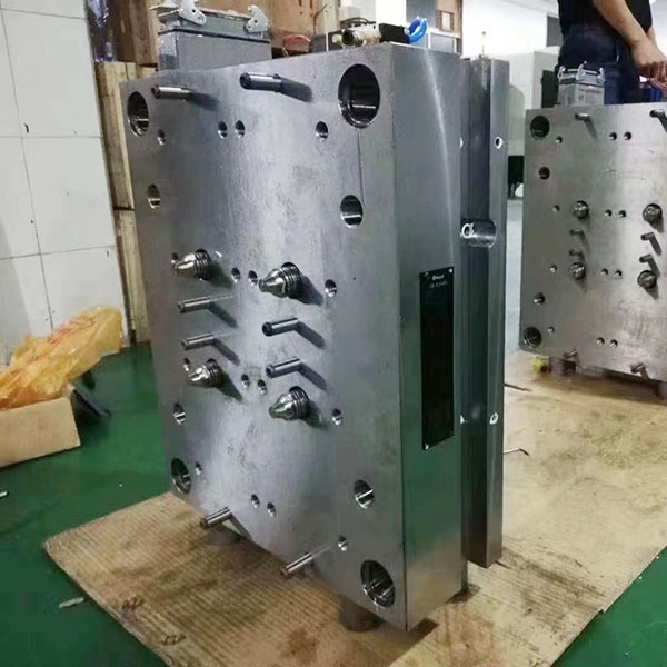 一起來(lái)了解熱流道分流板主要工作原理與作用！